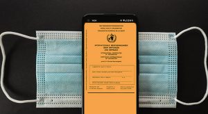 Digitaler Impfpass: Bald verpflichtend? (Foto: Montage / Markus Winkler Unsplash, Wikicommons)