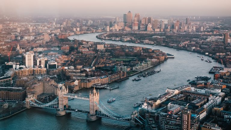 Vom Flughafen ins Zentrum von London