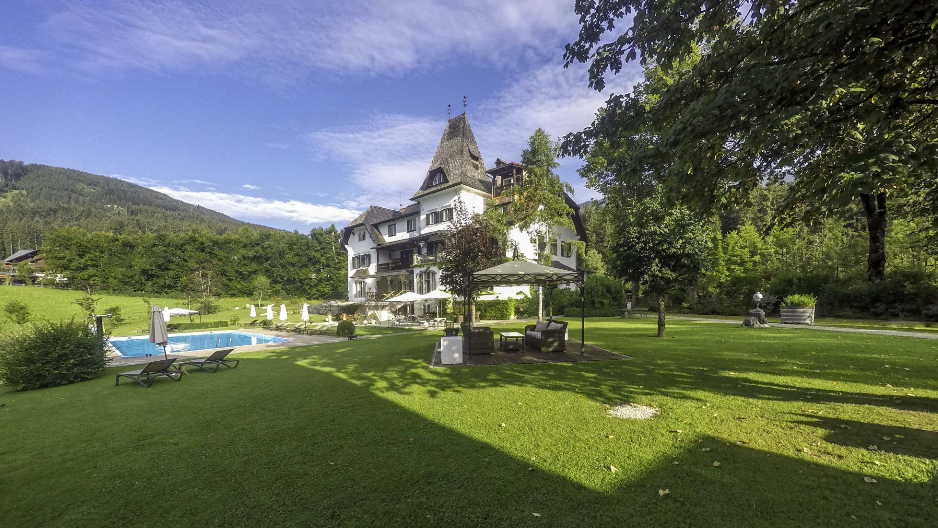 Schlosshotels & Herrenhäuser Reisekompass
