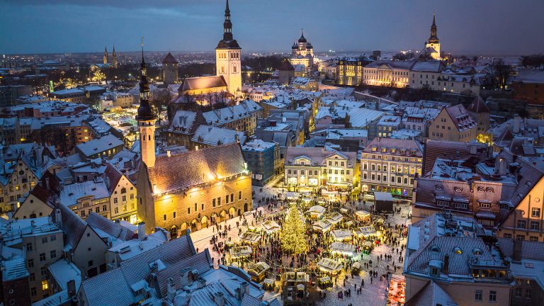 Weihnachtsmarkt in Tallinn, Estland. (Foto: © Riho Kirss für brand estonia)